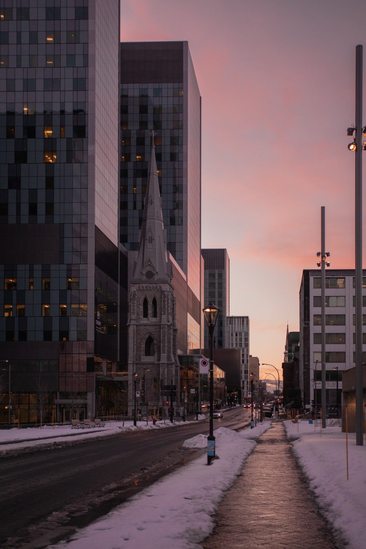 Montréal, entre clocher et verre — tirage photographique Luw Editions